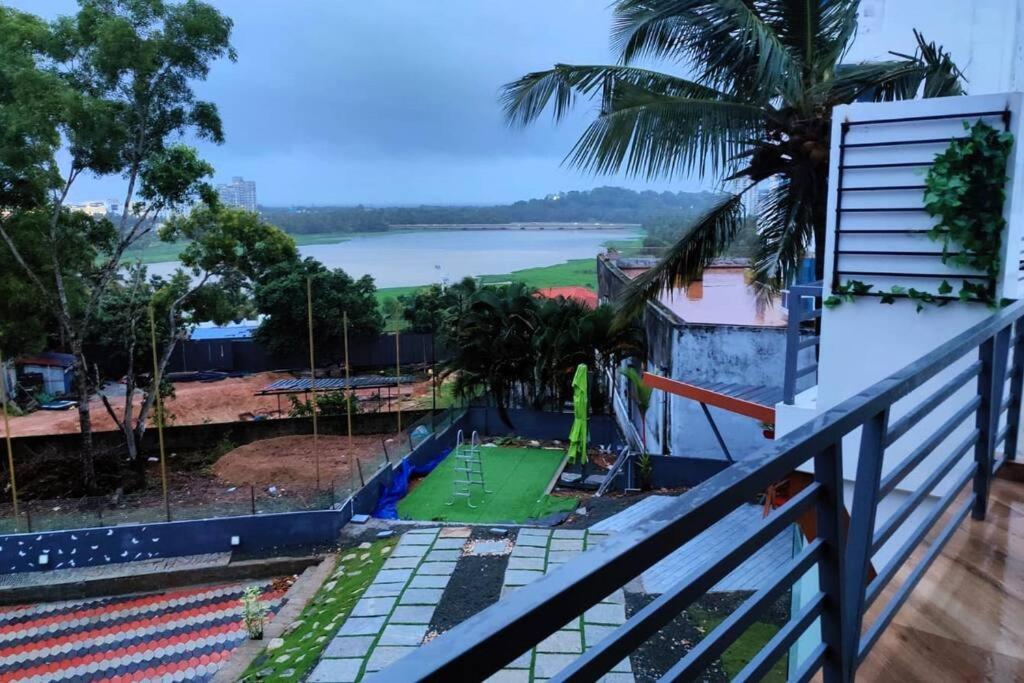 The Urban Getaway Βίλα Thiruvananthapuram Εξωτερικό φωτογραφία